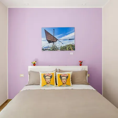 Kalatafimi Palermo - 2 Bedroom Flat & Balcony Διαμέρισμα